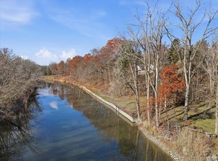 3971 N River Rd, Fort Gratiot, MI 48059