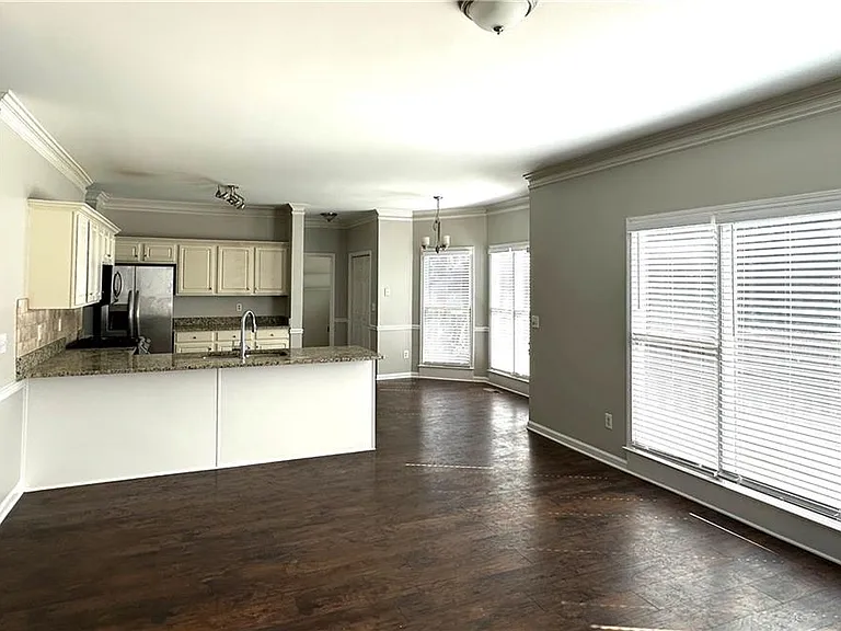 2020 Bentwood Ct — Photo 12
