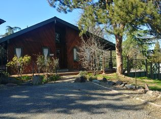 1065 Hillview Dr, Ashland, OR 97520