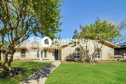 2505 Westridge Dr Photo 1