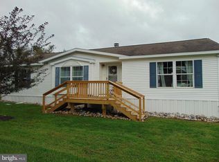 16 Echo Valley Dr, Oxford, PA 19363