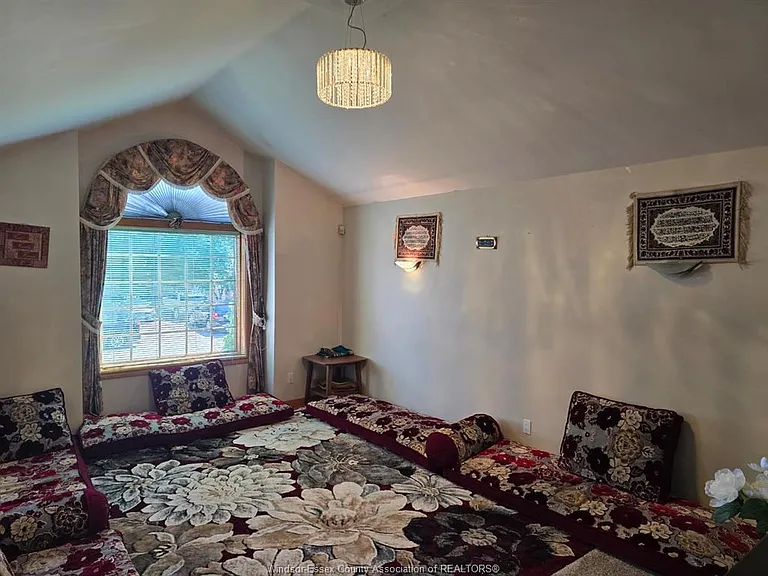 2636 Fleming Ct #UPPER — Photo 11