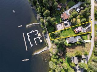 6176 Gale Ave S, Sechelt, BC V7Z 0L5