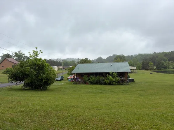1805 Mountain Ridge Rd, Newport, TN 37821