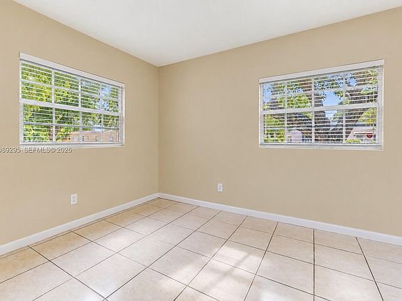 5th image of 800 NW 46th St