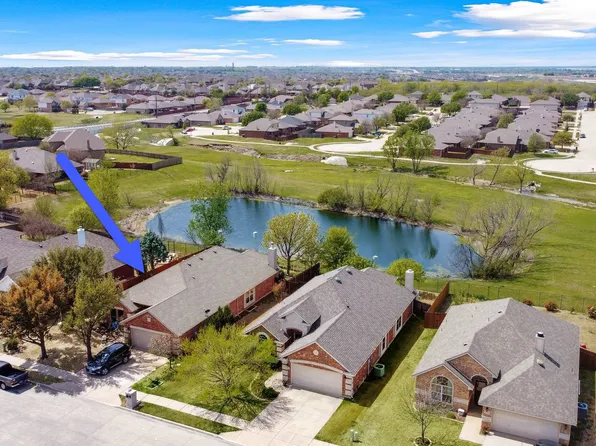 3940 Vista Greens Dr, Fort Worth, TX 76244