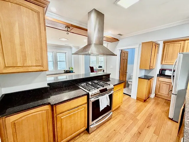64 Robertson St — Photo 7