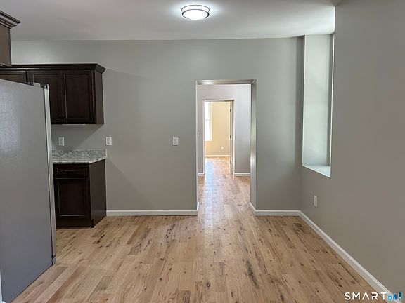 4th image of 6 Beech Dr #1