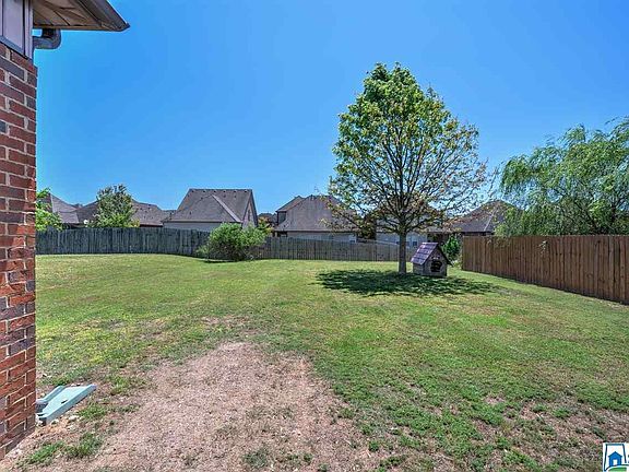 4th image of 161 Glen Cross Cir