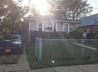 119 Mason Ave, Hempstead, NY 11550