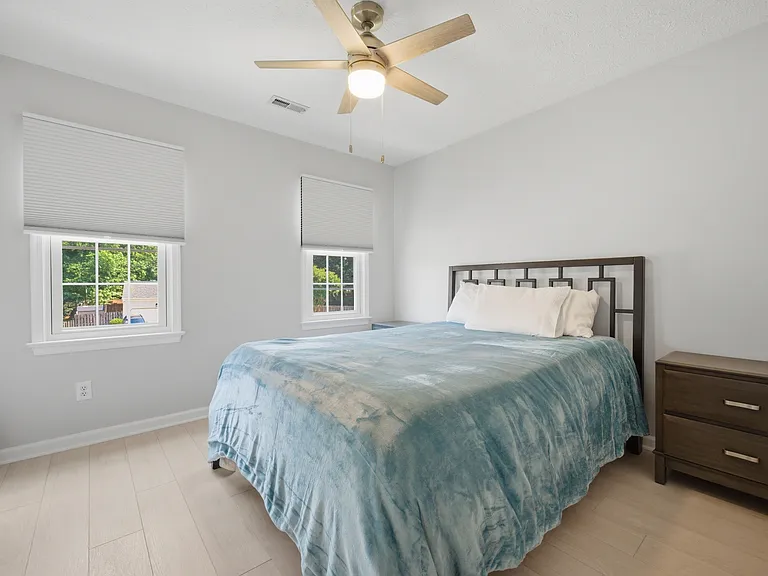 103 Jessica Dr — Photo 26