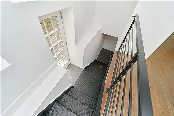 Rented by Living New York | media 11