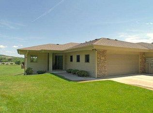 210 Marcou Rd, Onalaska, WI 54650