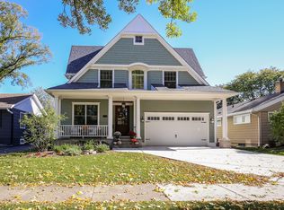 5321 Benton Ave, Downers Grove, IL 60515