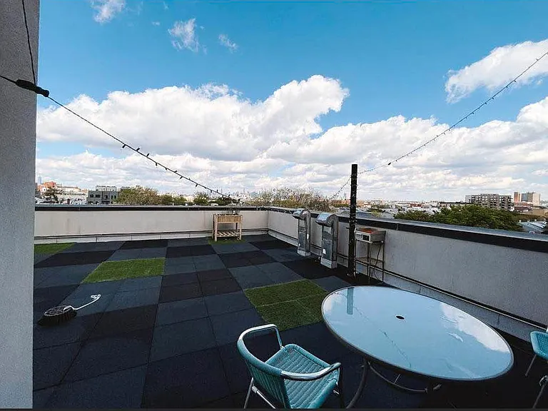 14 Spencer Ct #1F — Photo 4