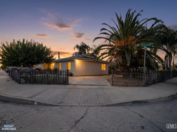61 8th Ave, Delano, CA 93215