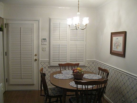 5th image of 631 N Henry St