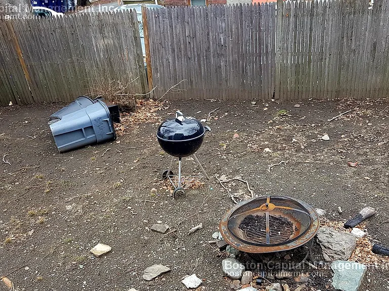 78 Linden St — Photo 19