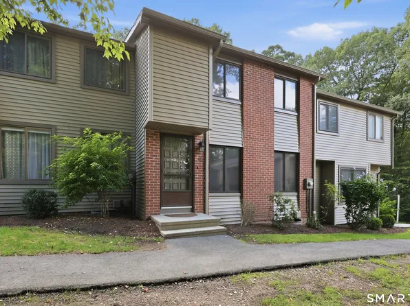 40 Conestoga Way #40, Glastonbury, CT 06033