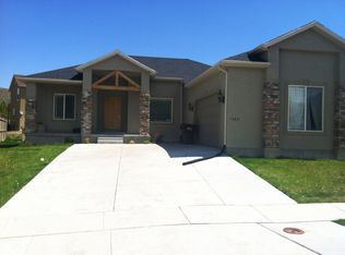 7482 N Dogwood Rd, Eagle Mountain, UT 84005