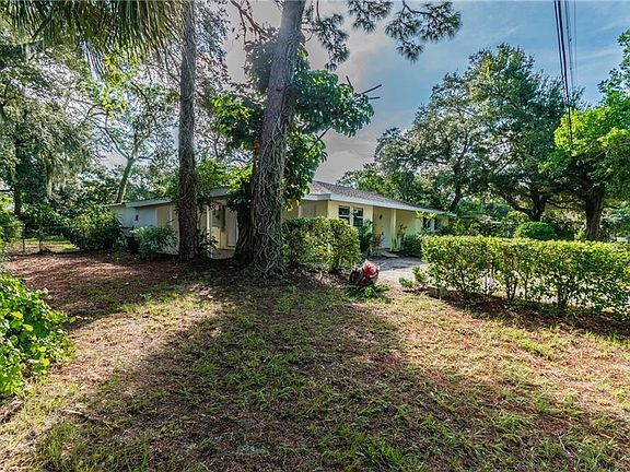 4th image of 5010 Royal Palm Ave