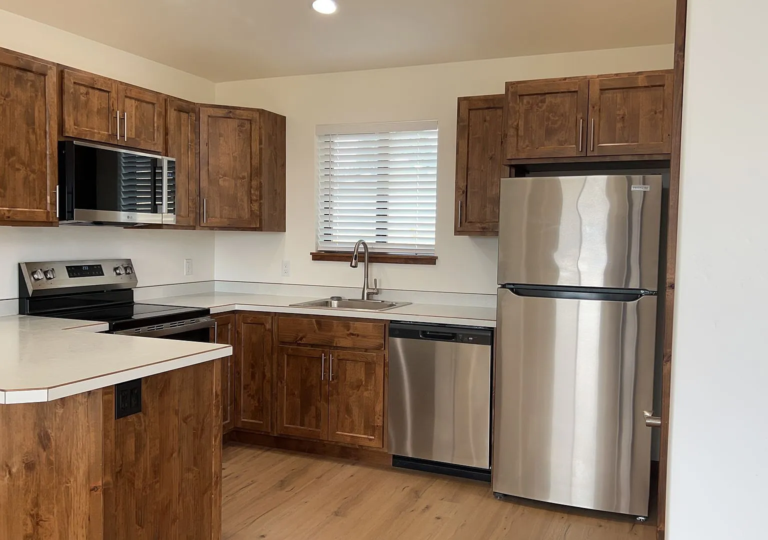 Brand-New 1 Bedroom / 1 Bathroom Home — Photo 4