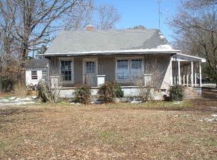 5990 Maysville Rd, Commerce, GA 30529