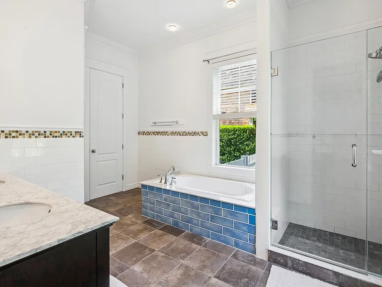 29 South St — Photo 19