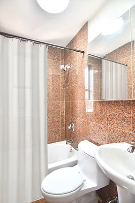 Rented by Corcoran | media 24