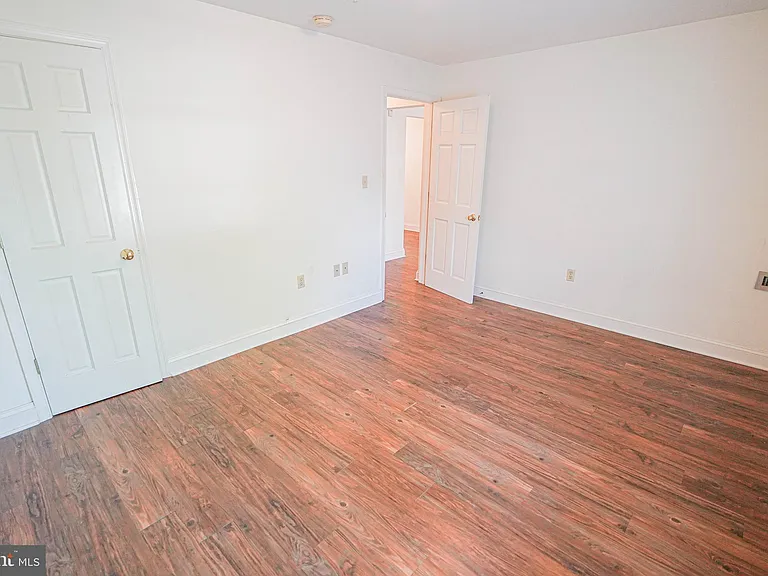 800 Travers St #5 — Photo 42