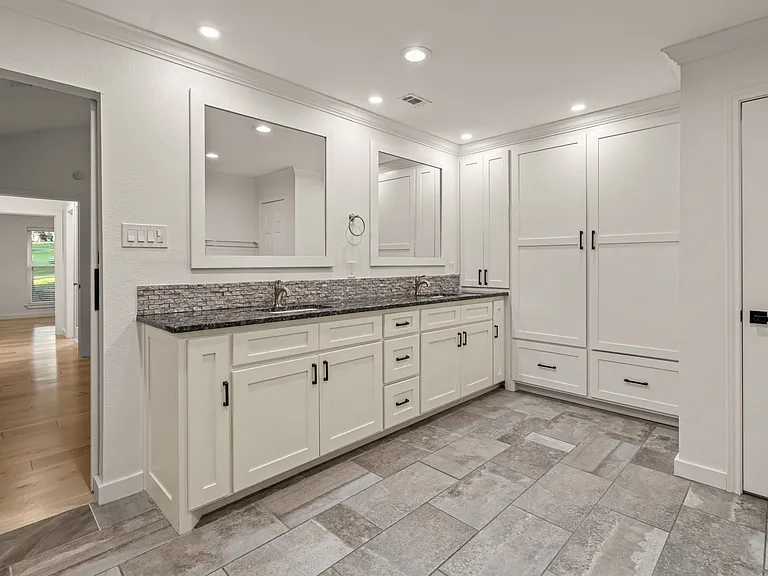 1015 Cimarron Cir — Photo 20