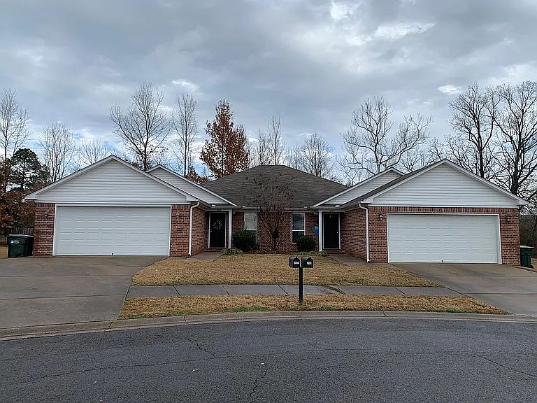 1st image of 3945 Sydney Dr
