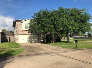 402 Brightfield Ln, Dickinson, TX 77539