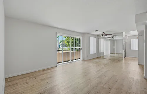 4148 Whitsett Ave #109 Photo 1 4148 Whitsett Ave #109 Photo 1