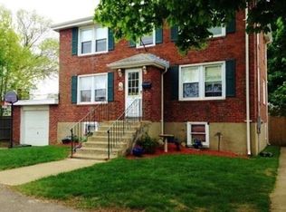 24 Coburn St, Hull, MA 02045
