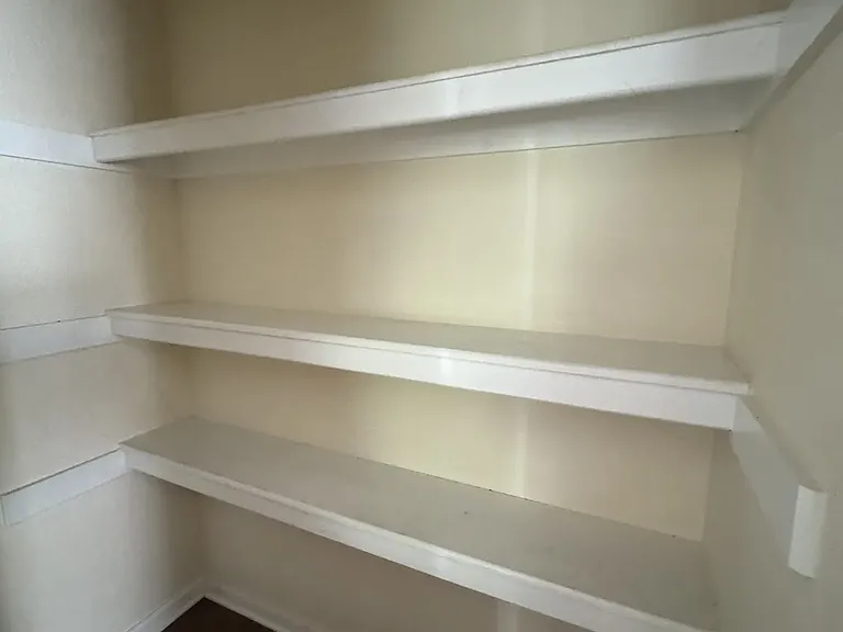 210 Small Oaks Rd — Photo 15