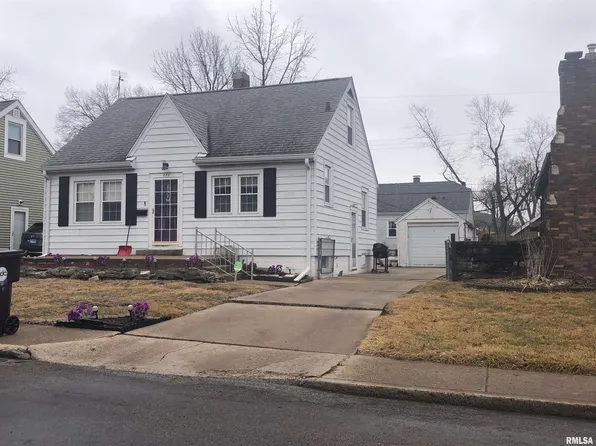 222 E Odell Pl, Peoria, IL 61603
