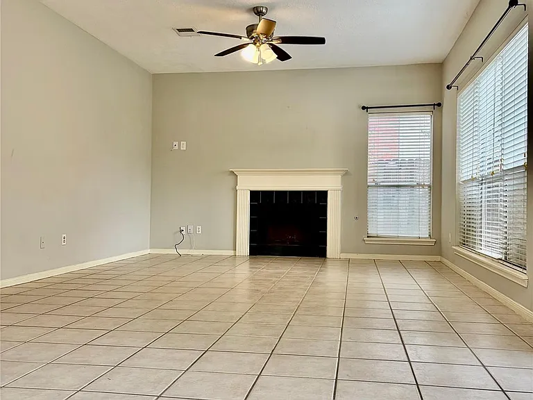 4742 Stoney Point Ct — Photo 13