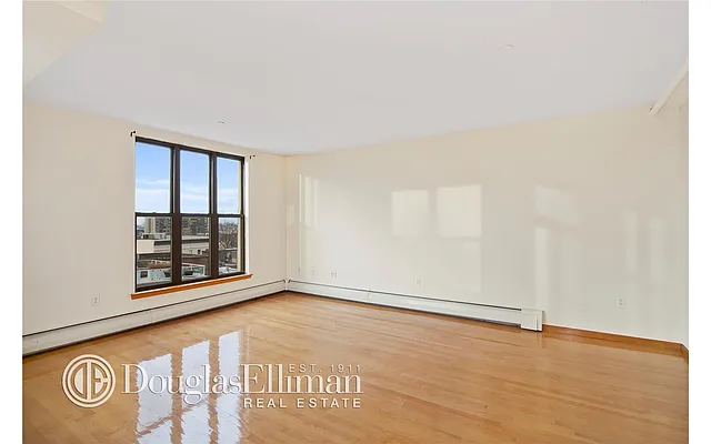 Sold by Douglas Elliman | media 21