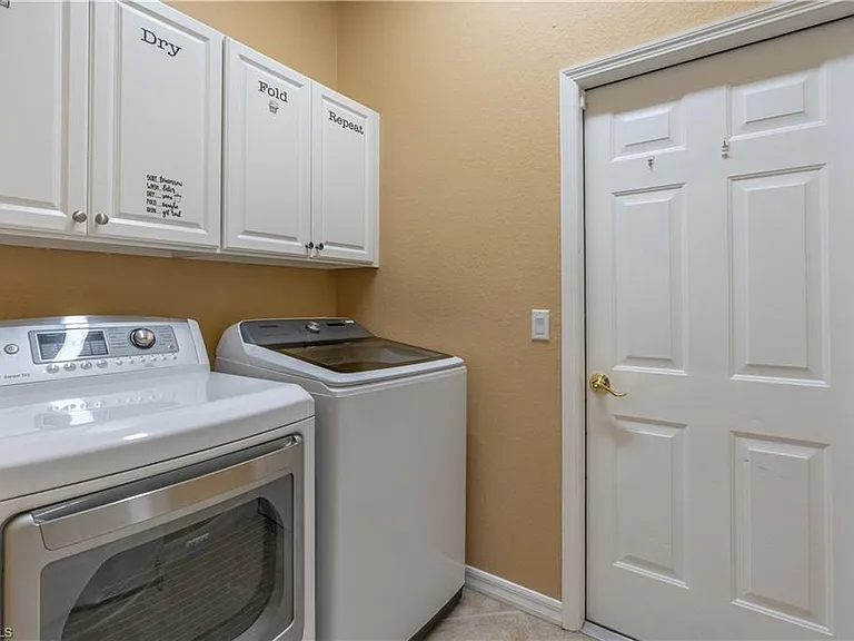 12414 Rock Ridge Ln — Photo 27
