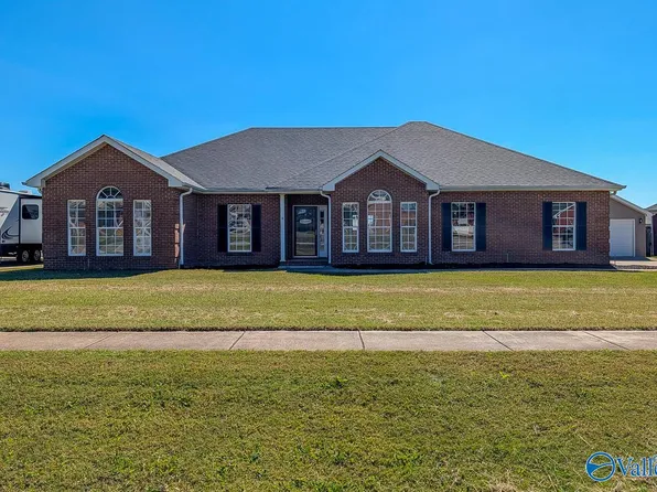 134 Fox Run Dr, Meridianville, AL 35759