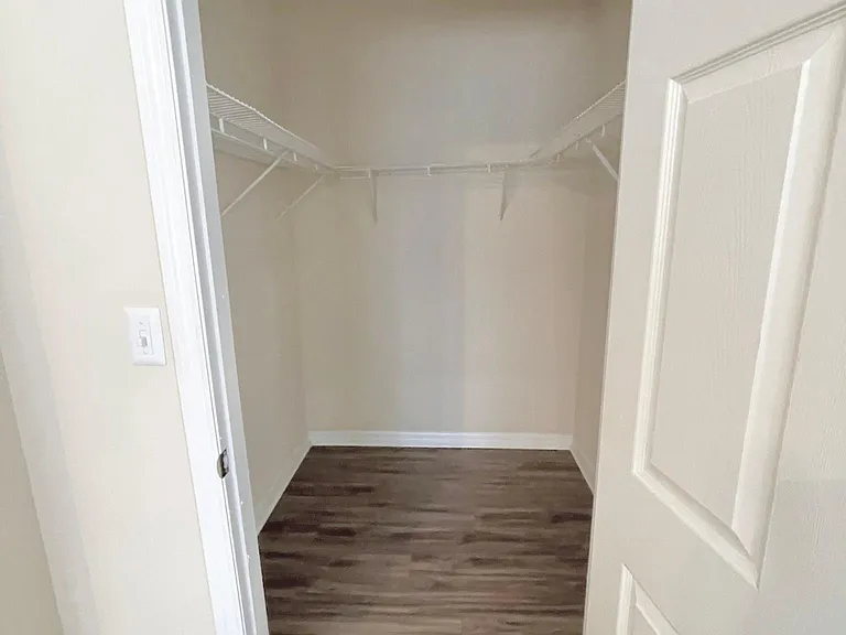 2403 W Platt St #B — Photo 16
