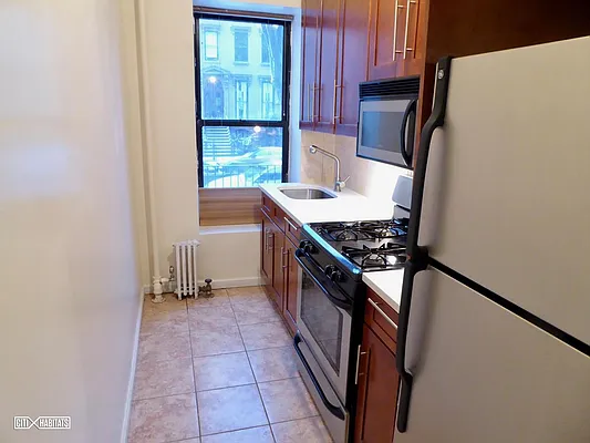 Rented by Citi Habitats | media 11