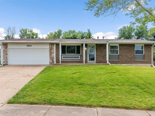 950 Laredo Ave, Saint Louis, MO 63138