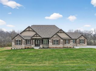 212 Bluegrass Pasture Ct, Wentzville, MO 63385