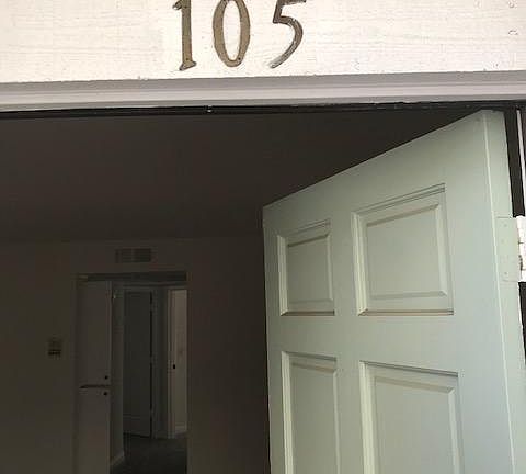 3rd image of 3611 S Centinela Ave APT 105