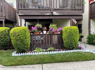 68 Nancy Ct #68, Staten Island, NY 10306