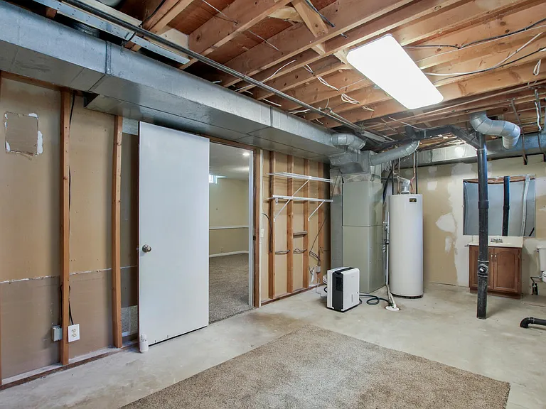 4036 N Edgemoor Dr — Photo 53