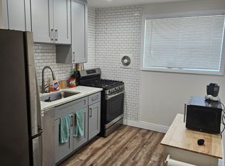 315 Ridge Rd #G22, Wilmette, IL 60091