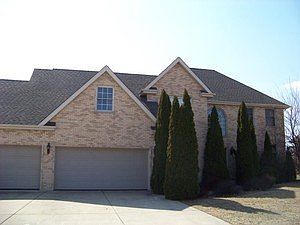1st image of 707 Cambridge Ln